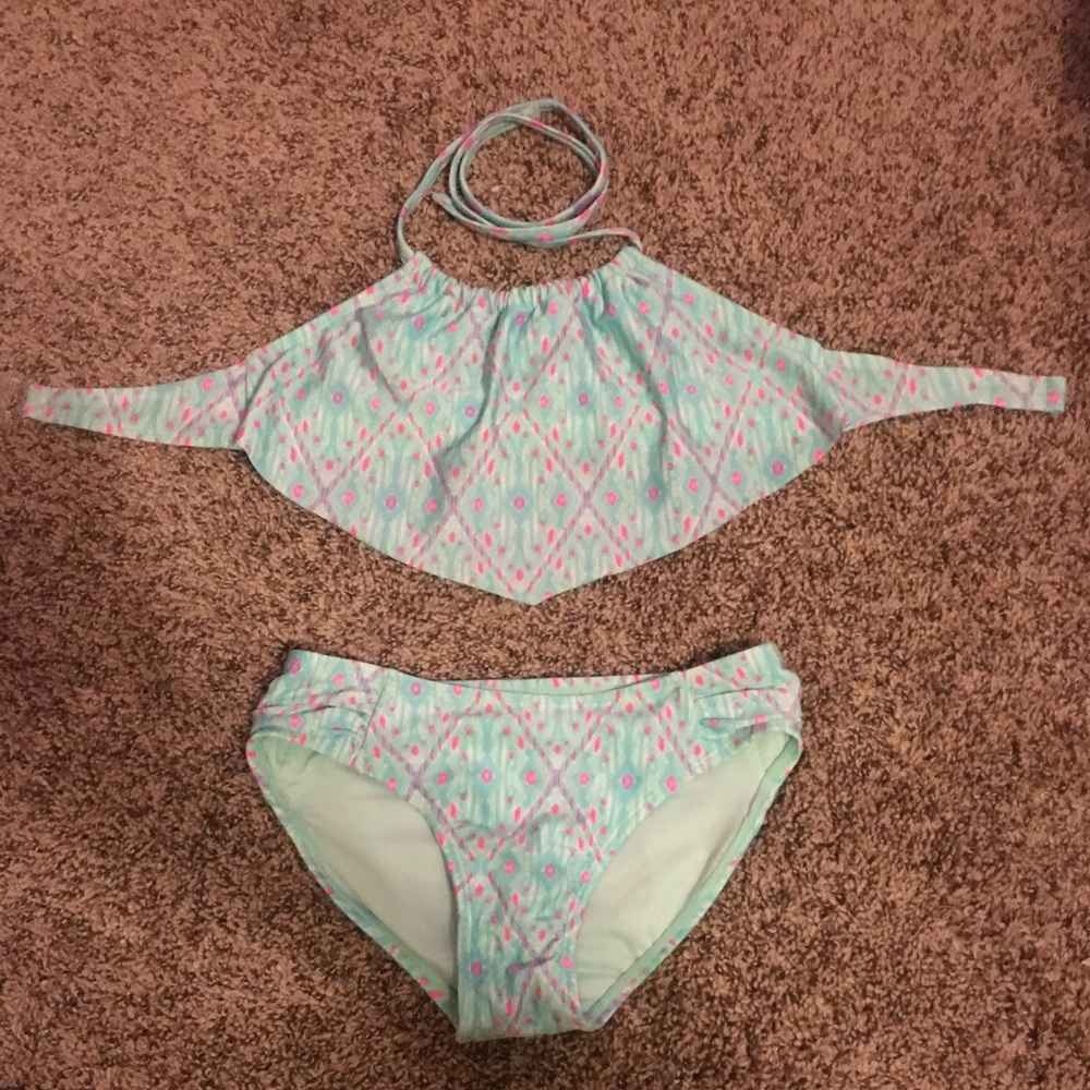Girl’s size 6x Xhilaration bikini new without tags